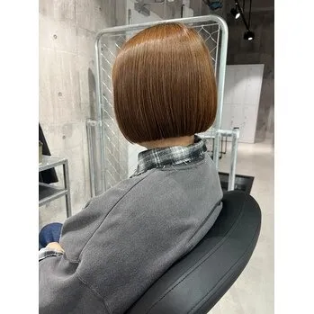 柔らかベージュ